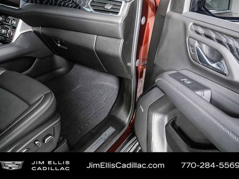 Used 2023 GMC Yukon XL Denali w/ Denali Reserve Package image 50