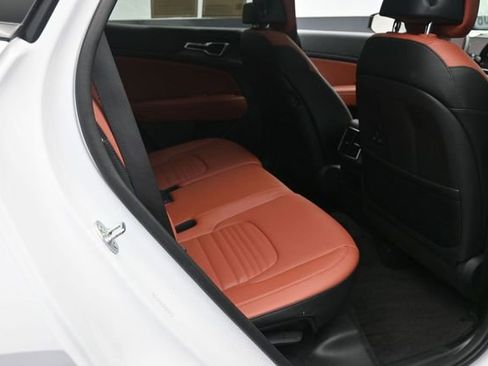 Used 2026 Kia Sportage SX FWD image 25