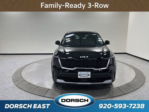 New 2026 Kia Sorento LX FWD image 2
