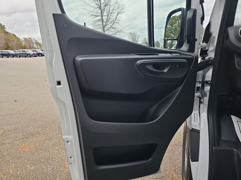 New 2026 Mercedes-Benz Sprinter 2500 image 22