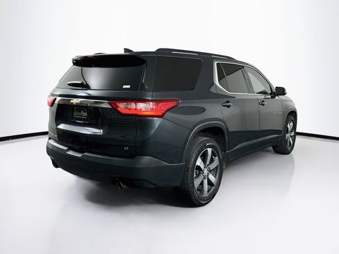 Used 2021 Chevrolet Traverse LT w/ LT Premium Package AWD/4WD image 9