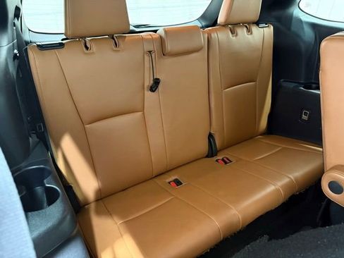 Used 2020 Toyota Highlander Limited Platinum image 28