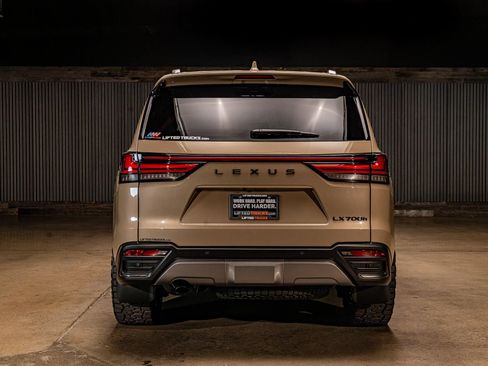 Used 2025 Lexus LX 700h Overtrail AWD/4WD image 6