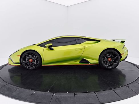 Used 2023 Lamborghini Huracan Tecnica RWD image 12