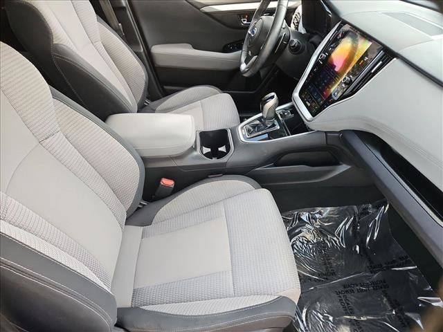 Used 2023 Subaru Outback Premium AWD/4WD image 27