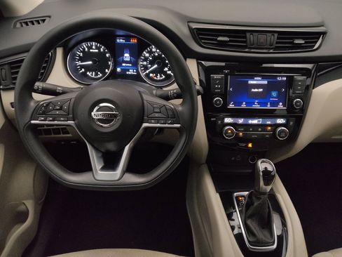 Used 2020 Nissan Rogue Sport SV FWD image 22