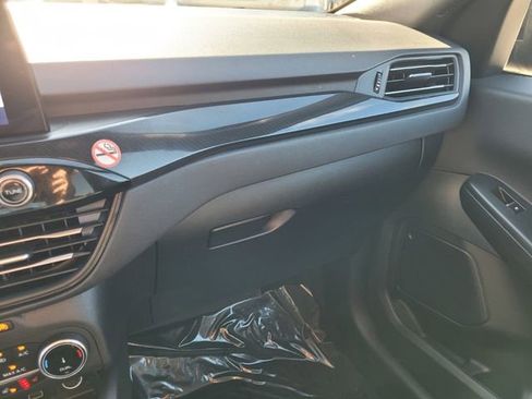 Used 2025 Ford Escape ST-Line Select image 26