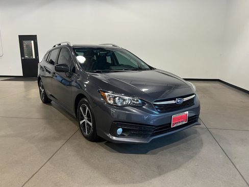 Used 2023 Subaru Impreza Premium image 1