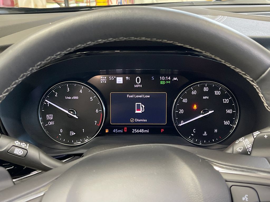 Used 2023 Buick Envision Avenir AWD/4WD image 21