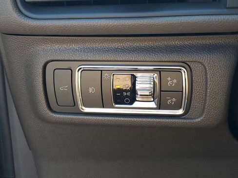 Used 2020 Lincoln Corsair Reserve w/ Appearance Package FWD image 21