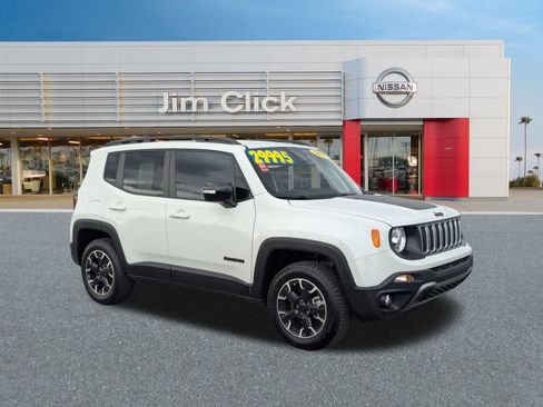 Used 2023 Jeep Renegade Latitude image 1
