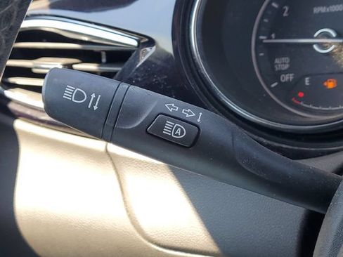 Used 2020 Buick Encore GX Preferred FWD image 16