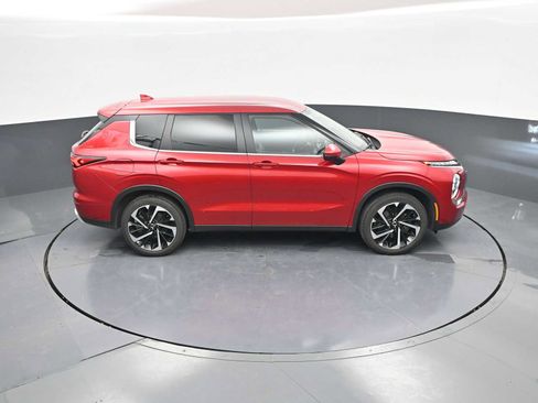 Used 2024 Mitsubishi Outlander SE AWD/4WD image 54