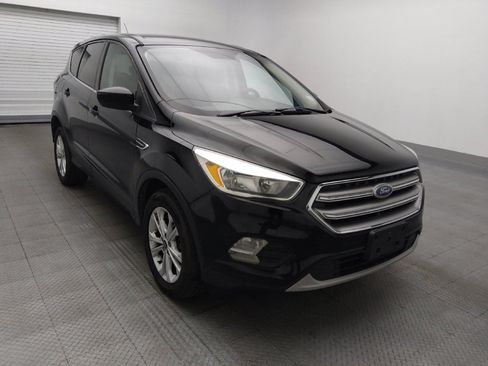Used 2017 Ford Escape SE image 13