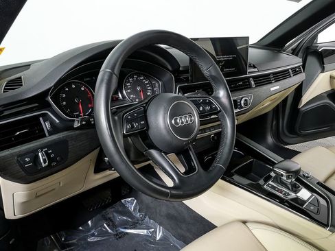 Used 2023 Audi A4 2.0T Premium w/ Convenience Package image 4