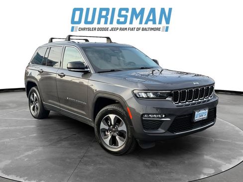 Used 2023 Jeep Grand Cherokee 4WD 4xe image 1