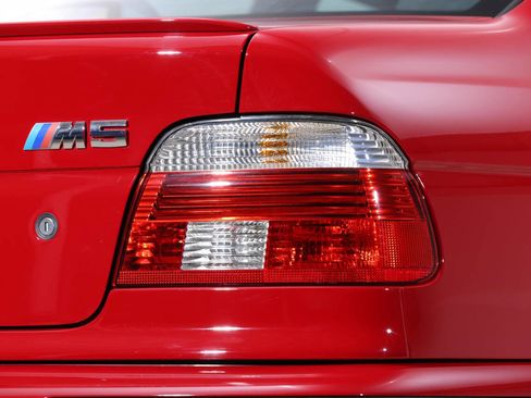 Used 2003 BMW M5 image 24