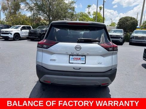 Used 2023 Nissan Rogue SV FWD image 5