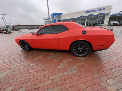 Used 2021 Dodge Challenger R/T Scat Pack w/ Shaker Package image 12