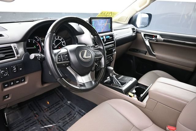 Used 2023 Lexus GX 460 Premium w/ Premium Package AWD/4WD image 17