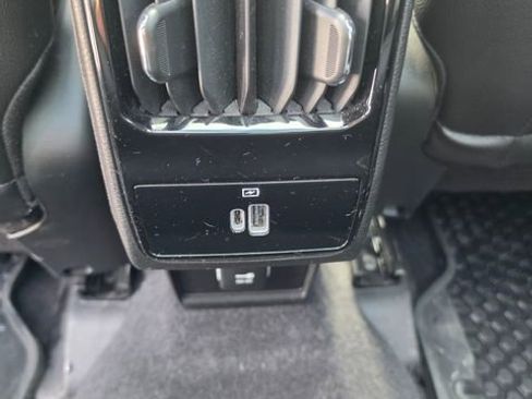 Used 2024 Jeep Compass Limited w/ High Altitude Package AWD/4WD image 11