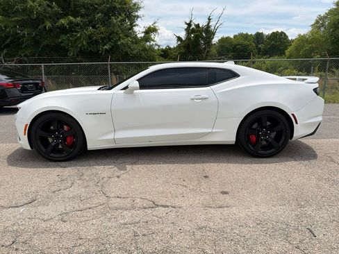 Used 2021 Chevrolet Camaro SS RWD image 5
