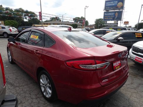 Used 2020 Ford Fusion SE FWD image 7