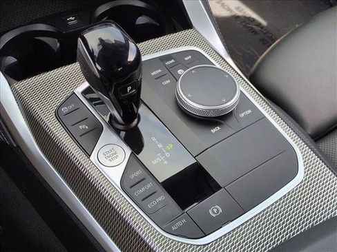 Used 2022 BMW M440i Coupe image 12