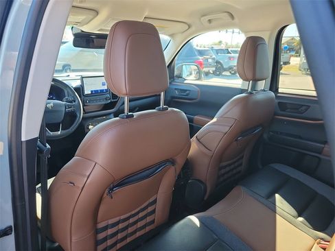 Used 2021 Ford Bronco Sport Outer Banks image 12