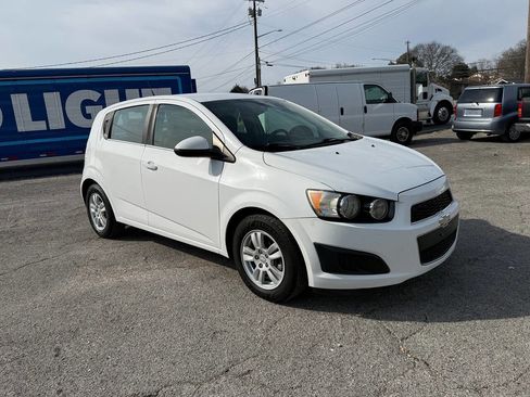 Used 2014 Chevrolet Sonic LT FWD image 7