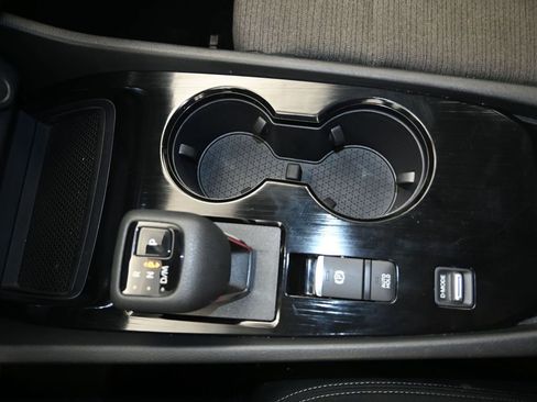 Used 2023 Nissan Rogue SV FWD image 17