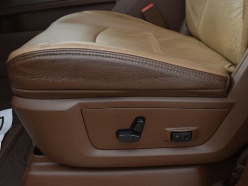 Used 2024 RAM 3500 Limited image 18