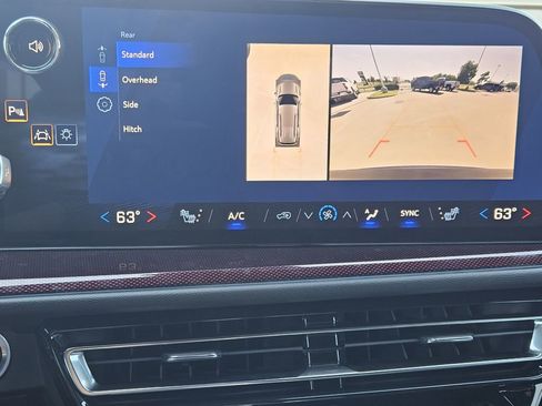 New 2026 Chevrolet Traverse Z71 w/ Driver Confidence Package image 14