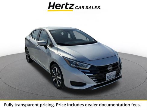 Used 2025 Nissan Versa SV FWD image 1