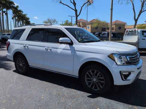 Used 2020 Ford Expedition Limited RWD image 2