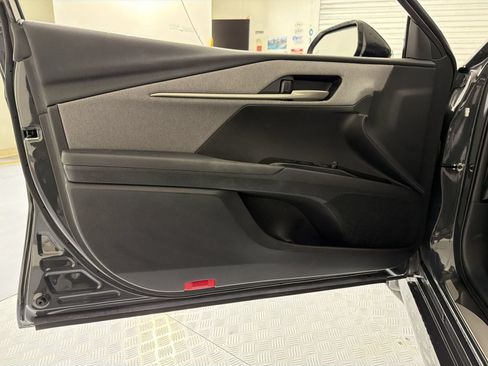 Used 2025 Toyota Camry LE FWD image 13