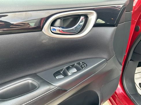 Used 2016 Nissan Sentra SR FWD image 30