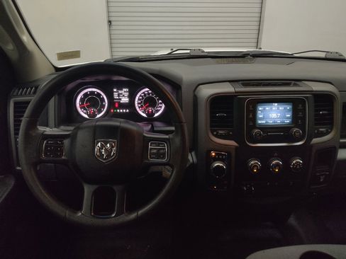 Used 2018 RAM 1500 Tradesman AWD/4WD image 22