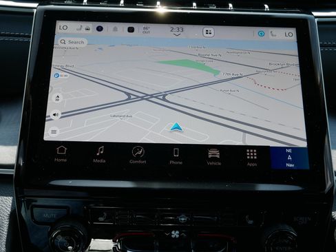 New 2025 Jeep Grand Cherokee L Limited w/ Black Appearance Package image 16