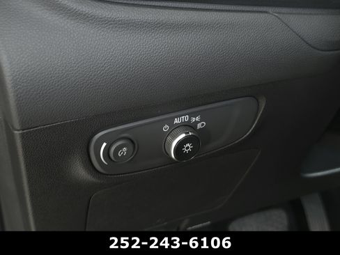 Used 2025 Buick Encore GX Avenir w/ Avenir Technology Package AWD/4WD image 24