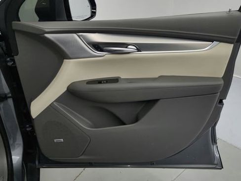 Used 2021 Cadillac XT5 Premium Luxury w/ LPO, Floor Liner Package image 23