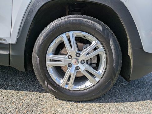 Used 2020 GMC Terrain SLE w/ Driver Convenience Package image 11