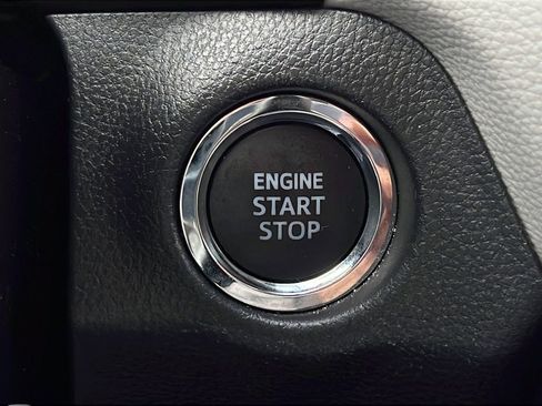 Used 2023 Toyota RAV4 XLE w/ Convenience Package FWD image 27