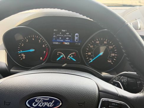 Used 2017 Ford Escape Titanium FWD image 11
