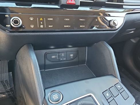 Certified 2026 Kia Sportage LX w/ LX Convenience Package image 22