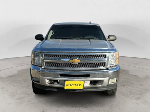 Used 2011 Chevrolet Suburban LT AWD/4WD image 8