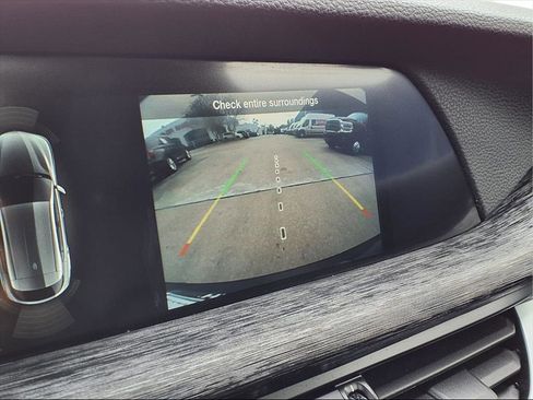 Used 2023 Alfa Romeo Stelvio Sprint image 18