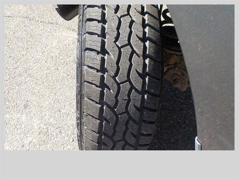 Used 2011 RAM 2500 SLT image 10