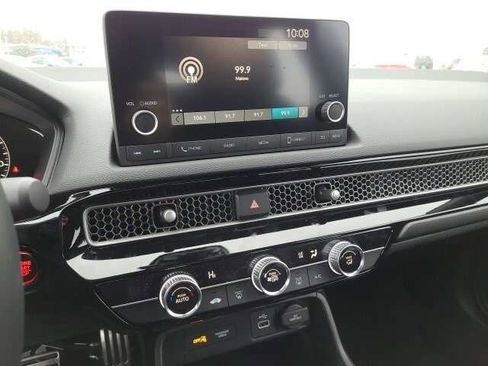 Used 2023 Honda Civic Sport image 21