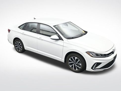 Used 2025 Volkswagen Jetta S FWD image 22